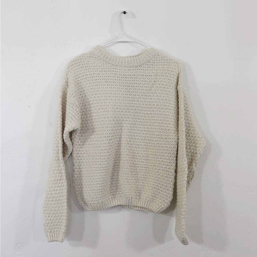 Universal Thread womens Knit White Crewneck Sweater